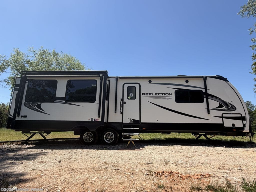 Used 2021 Grand Design Reflection 315RLTS available in Simpsonville, South Carolina