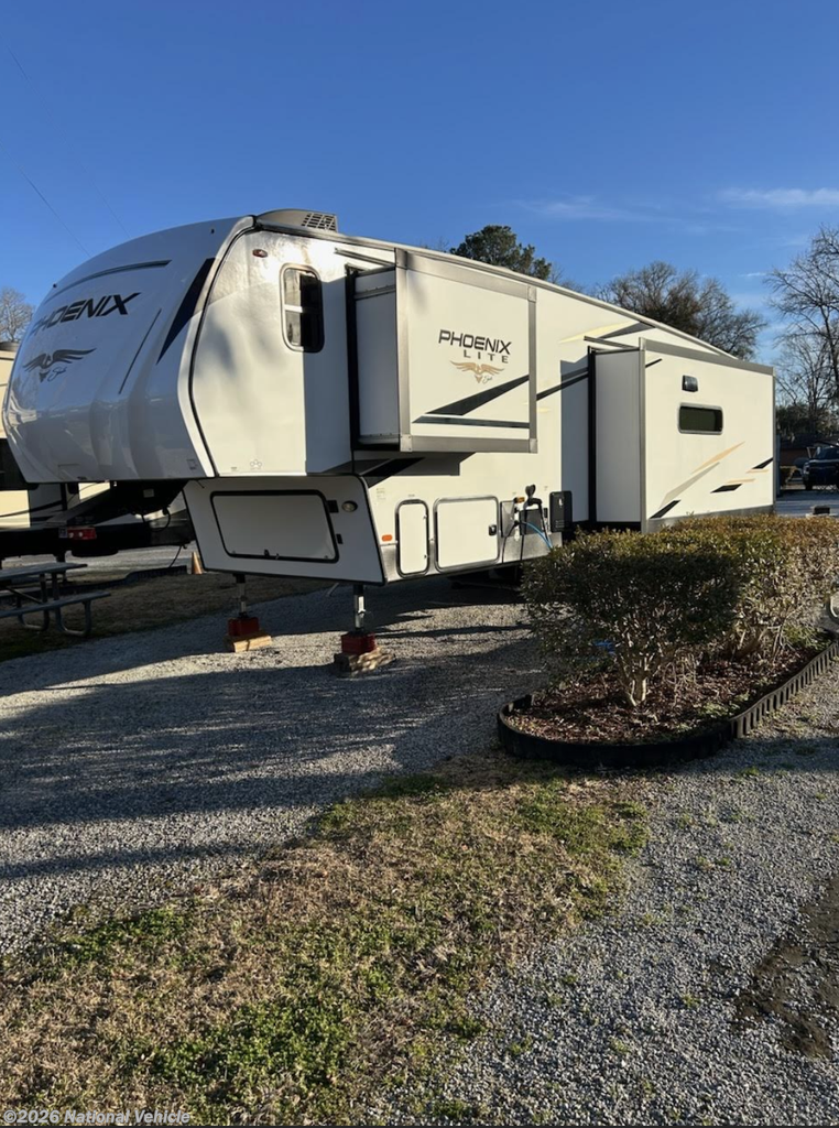 Used 2024 Shasta Phoenix Lite 30RLS available in Cedar City, Utah