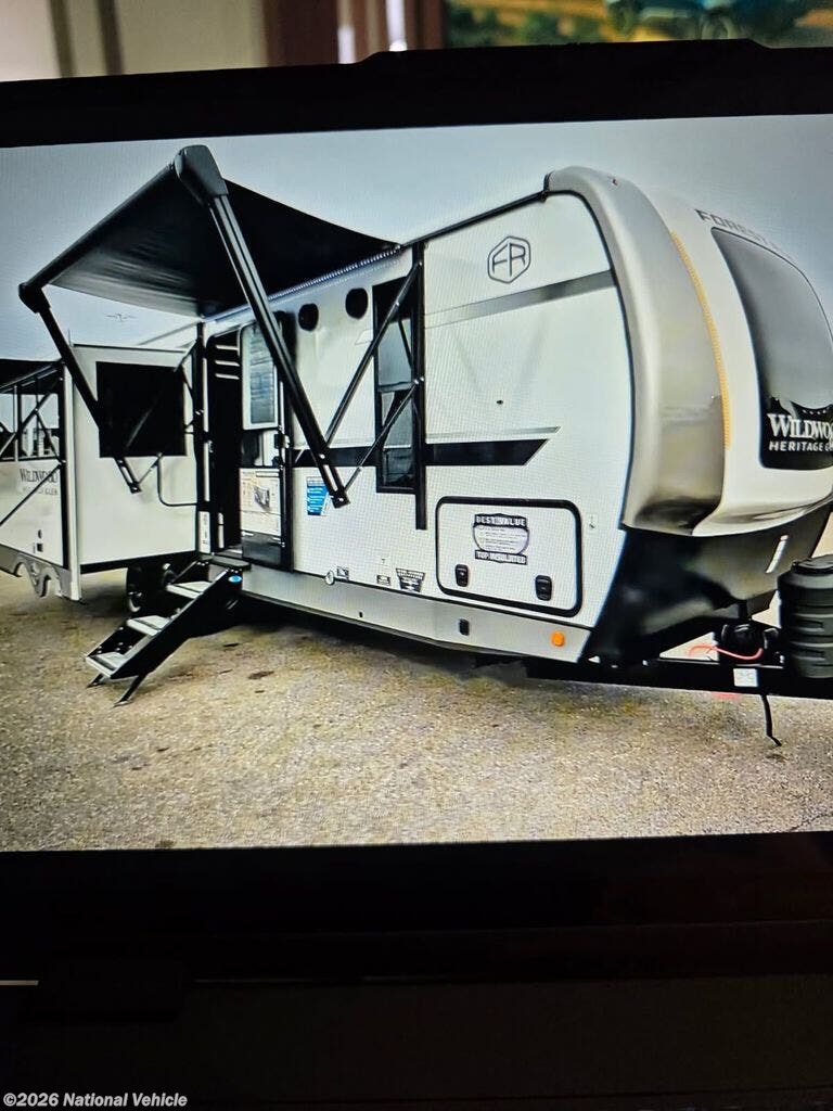 Used 2025 Forest River Wildwood Heritage Glen 271RL available in Ravenna, Ohio