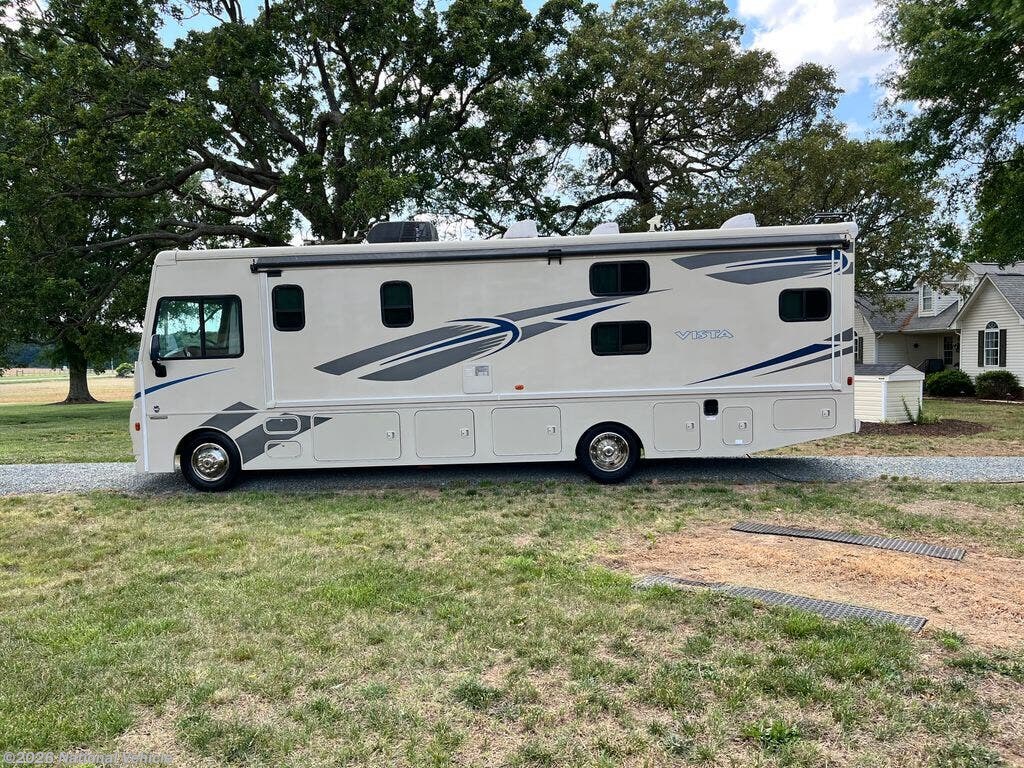 Used 2018 Winnebago Vista 31BE available in Monroe, North Carolina