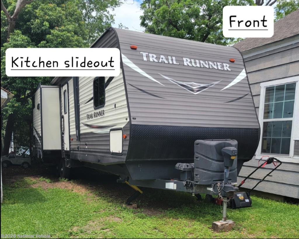 Used 2019 Heartland Trail Runner 33IKBS available in El Campo, Texas