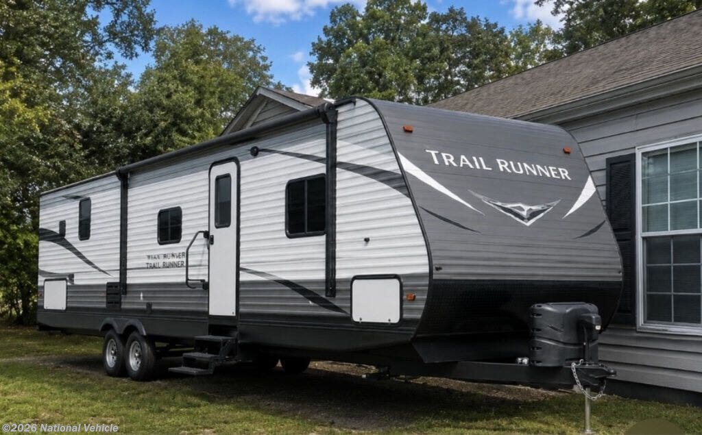 Used 2019 Heartland Trail Runner 33IKBS available in El Campo, Texas
