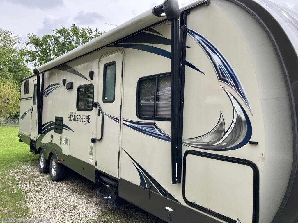 Used 2014 Forest River Salem Hemisphere 312QBUD available in Carbon Hill, Illinois