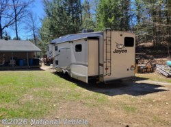 Used 2018 Jayco Eagle 325BHQS available in Bow, New Hampshire