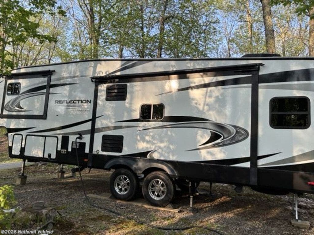 Used 2020 Grand Design Reflection 303RLS available in Westminster, Massachusetts
