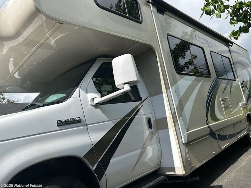 Used 2018 Thor Motor Coach Freedom Elite 28FE available in Castle Rock, Washington