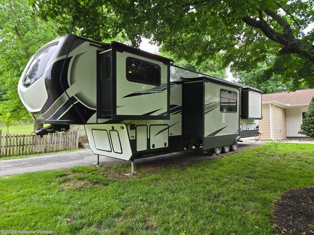 Used 2020 Keystone Montana High Country 381TH available in Owings, Maryland