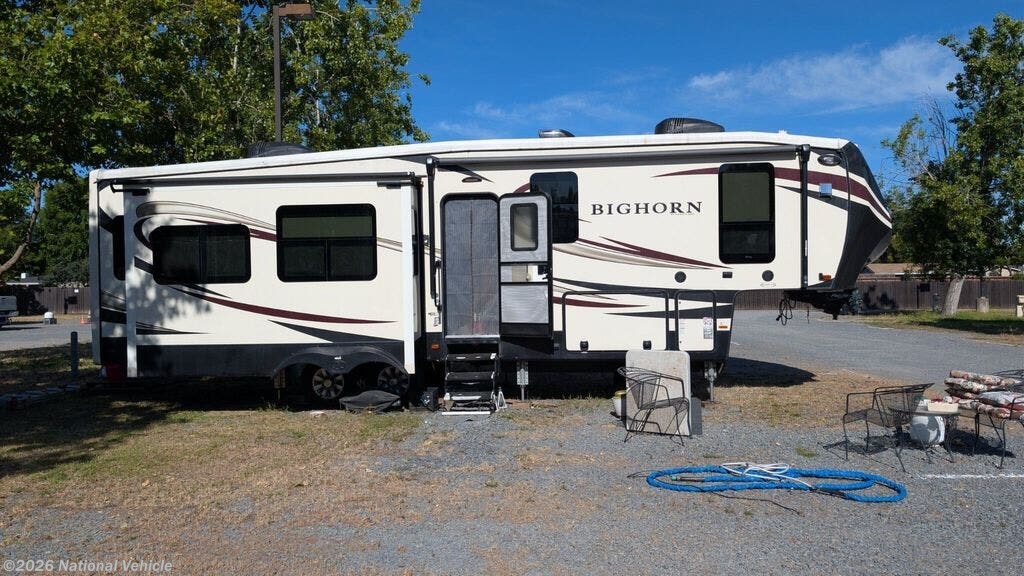 Used 2018 Heartland Bighorn 3270RS available in Santa Rosa, California