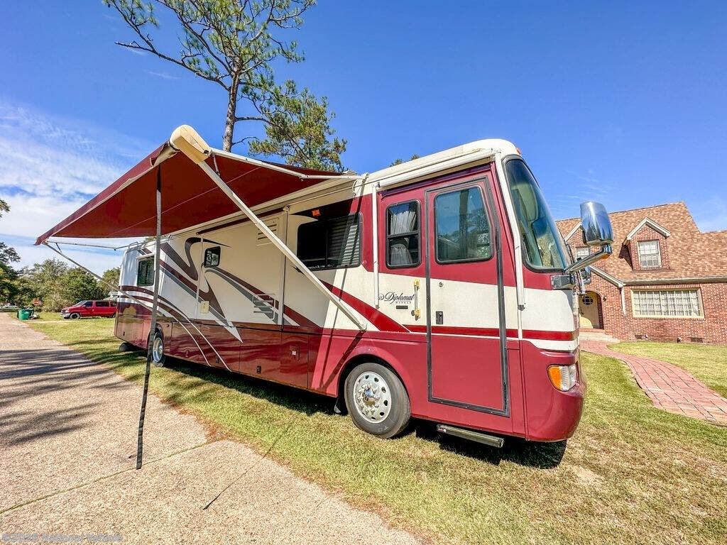 Used 2002 Monaco RV Diplomat 40PBT available in Bogalusa, Louisiana
