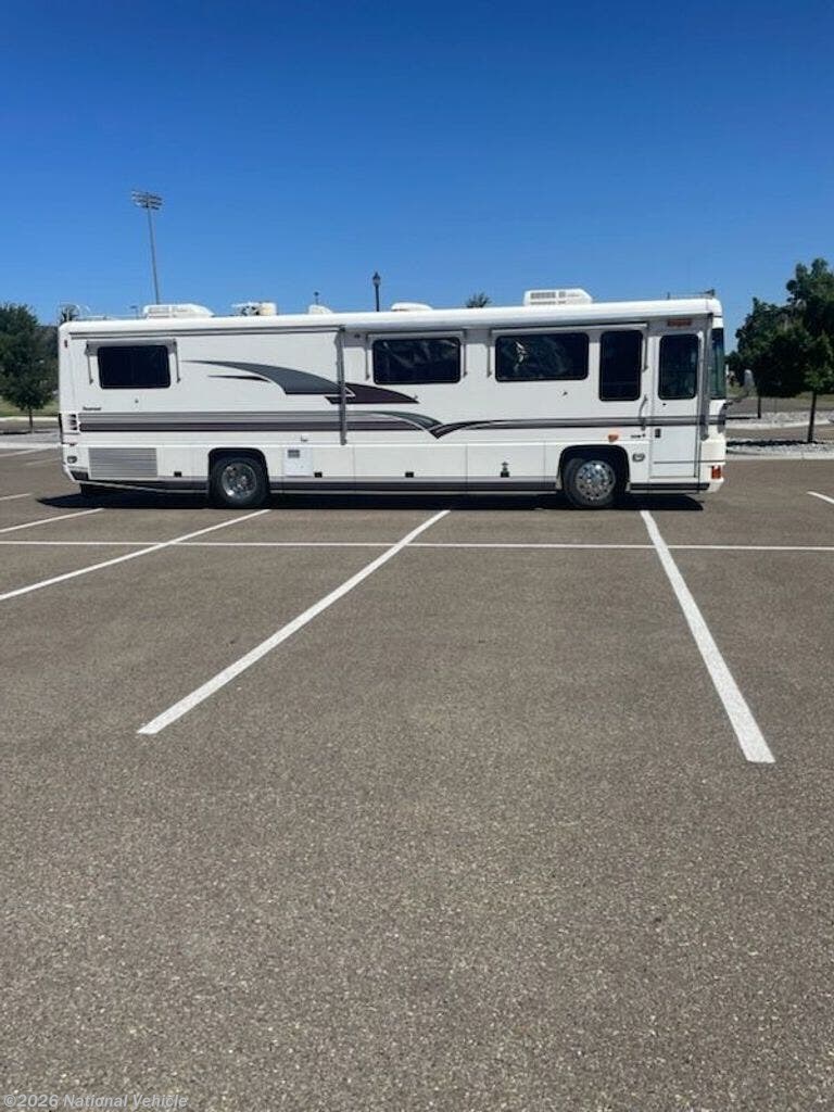 Used 1996 Foretravel  U270 available in Borger, Texas