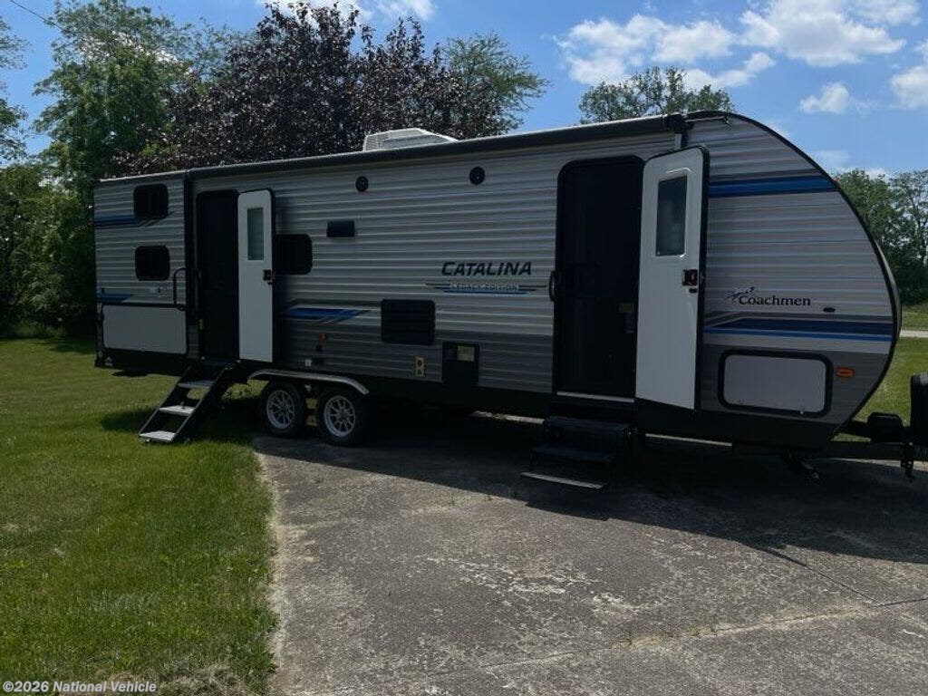 Used 2021 Coachmen Catalina Legacy 263BHSCK available in Marion, Ohio
