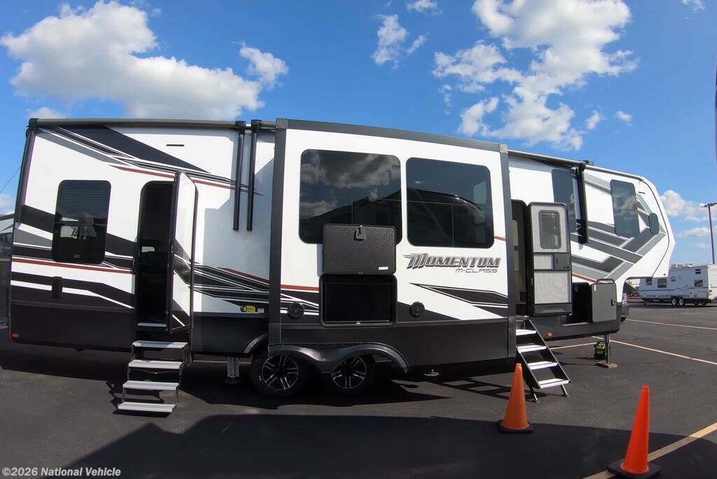 Used 2022 Grand Design Momentum M-Class 351M-R available in Lebanon, Missouri