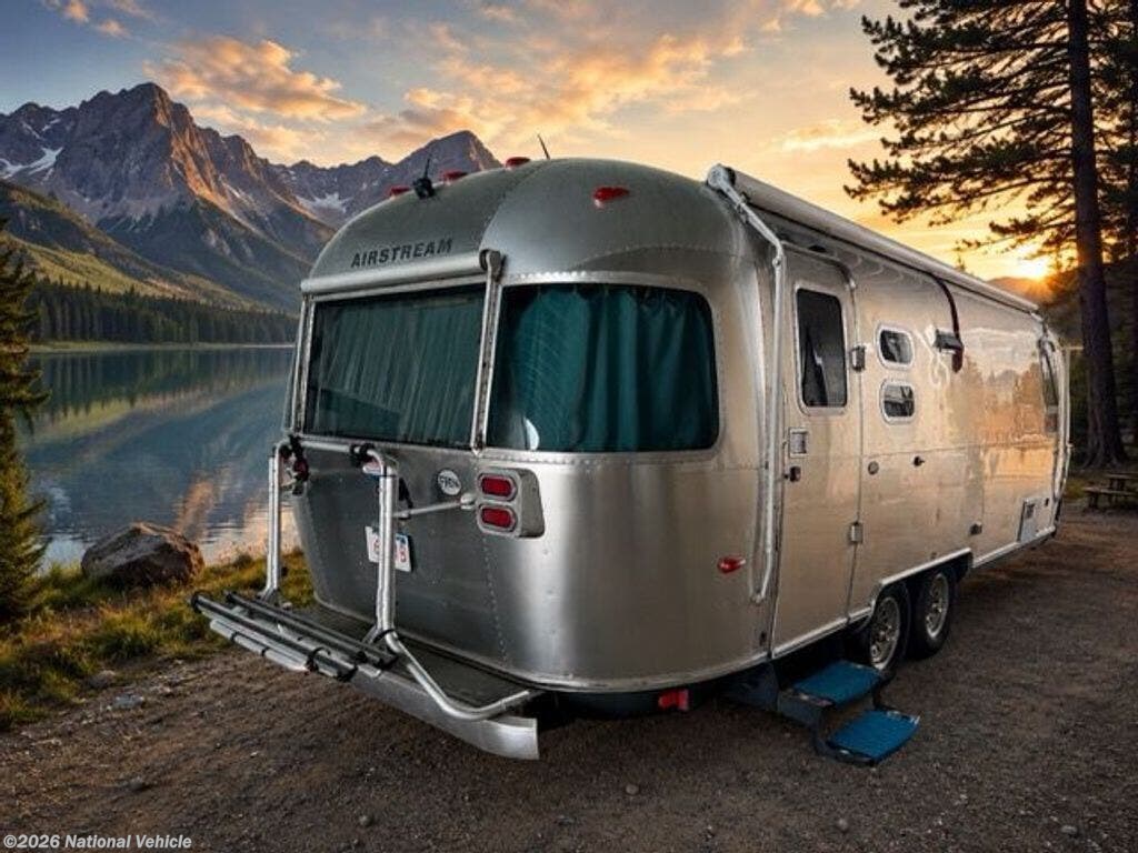 Used 2007 Airstream International Ocean Breeze 25FB available in Fairhaven, Massachusetts