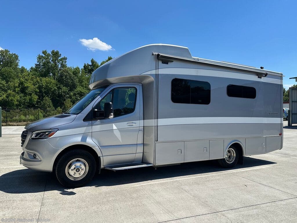 Used 2021 Tiffin Wayfarer 25RW available in Durham, North Carolina