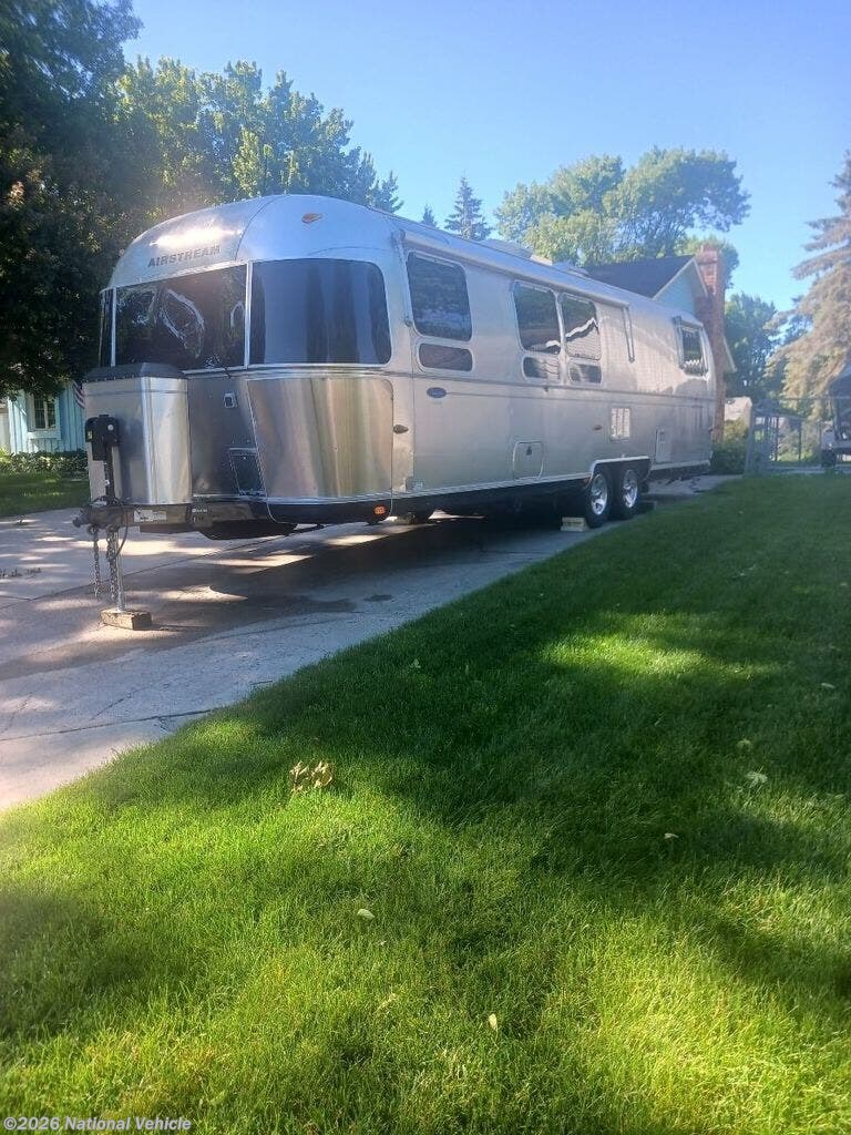 Used 2008 Airstream Classic Limited 30 available in Maple Grove, Minnesota