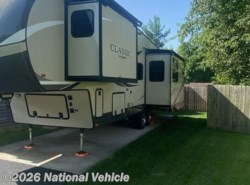 Used 2019 Forest River Flagstaff Classic 8529RKBS available in Pataskala, Ohio