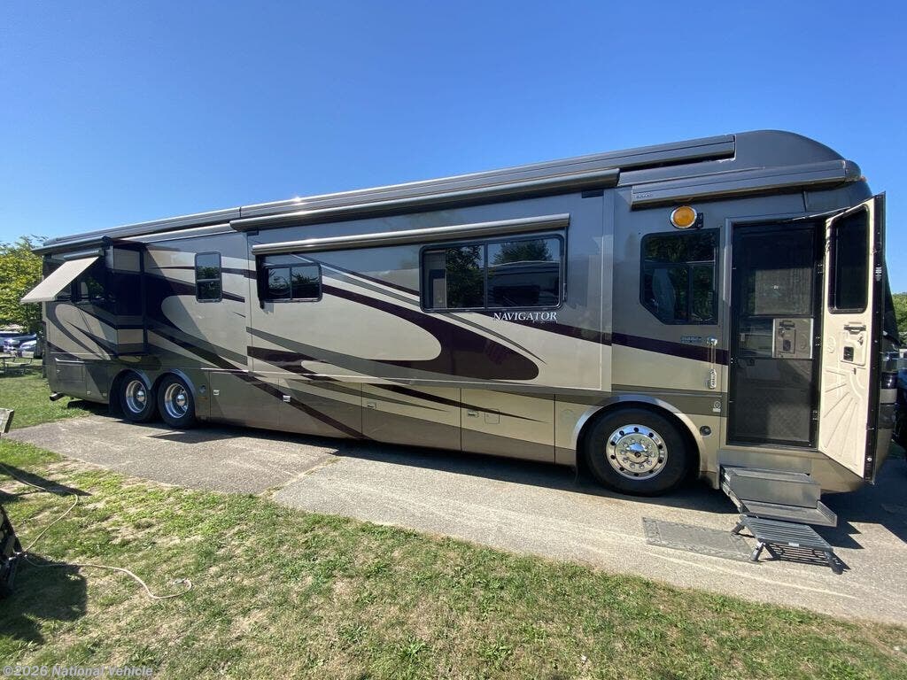 Used 2007 Holiday Rambler Navigator 45PBQ available in Spring Lake, Michigan
