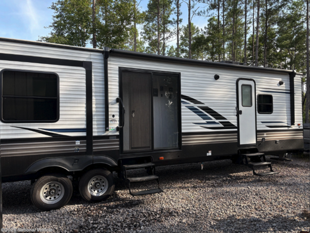 Used 2022 Palomino Puma Destination 38RLB available in Elberta, Alabama