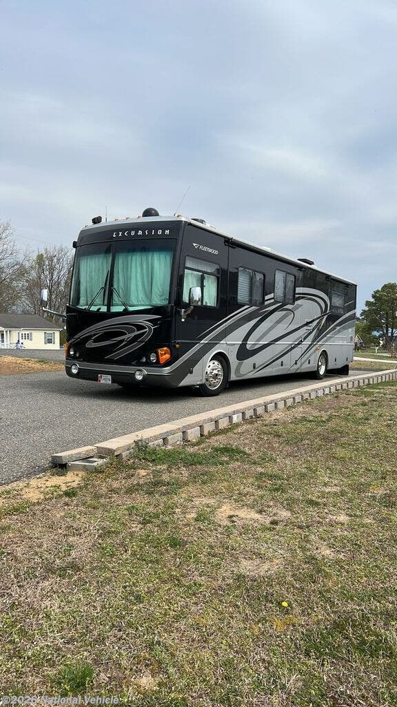 Used 2007 Fleetwood Excursion 39S available in Center Cross, Virginia