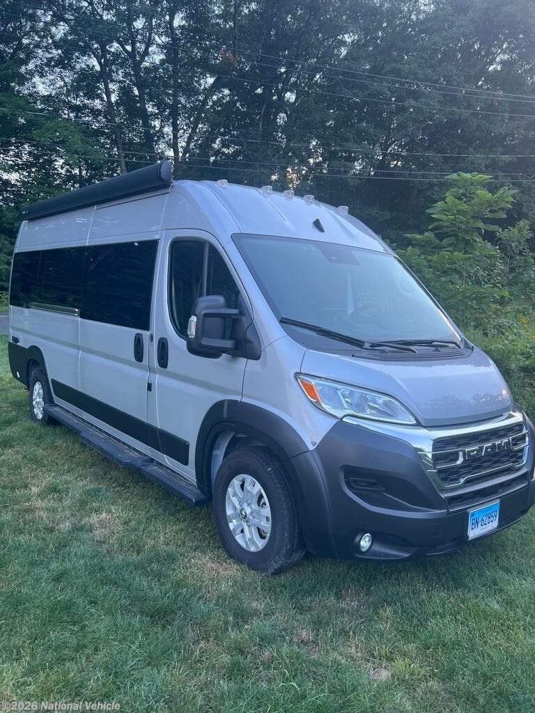Used 2025 Thor Motor Coach Dazzle 2AB available in Windsor, Connecticut