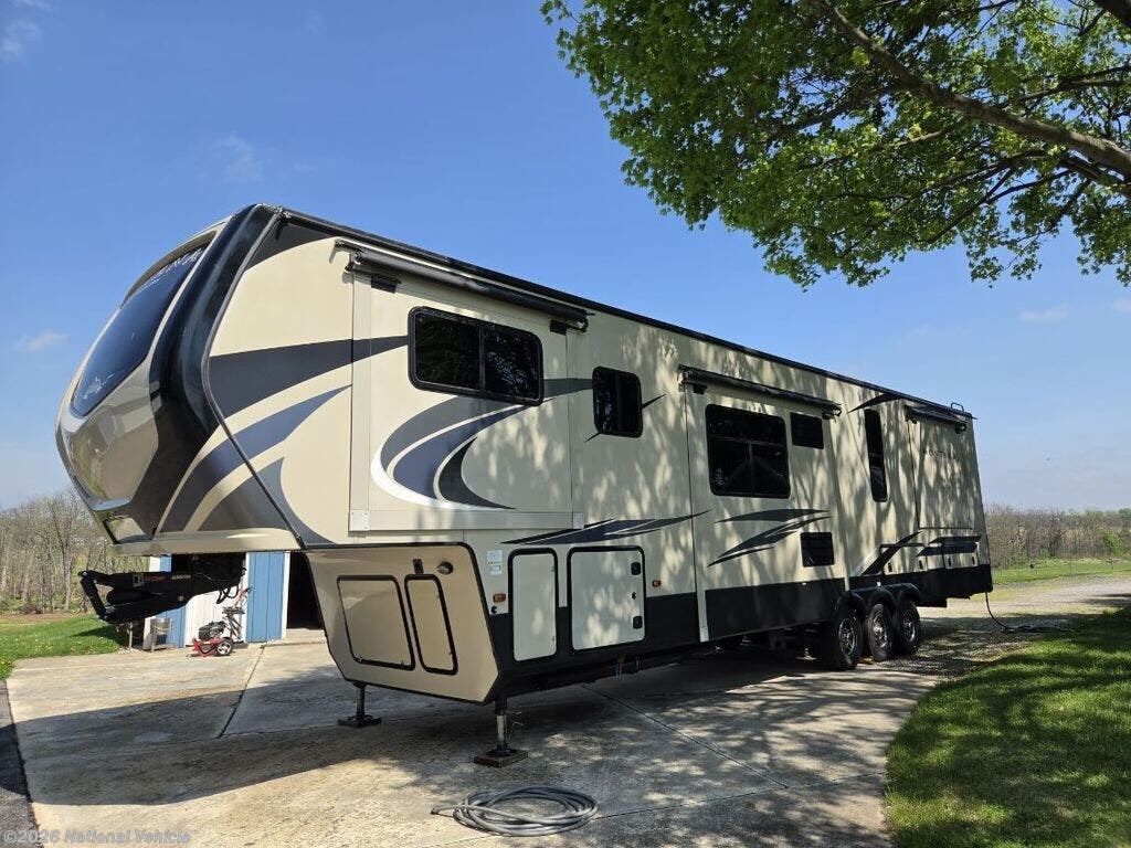 Used 2019 Keystone Montana High Country 380TH available in East Berlin, Pennsylvania