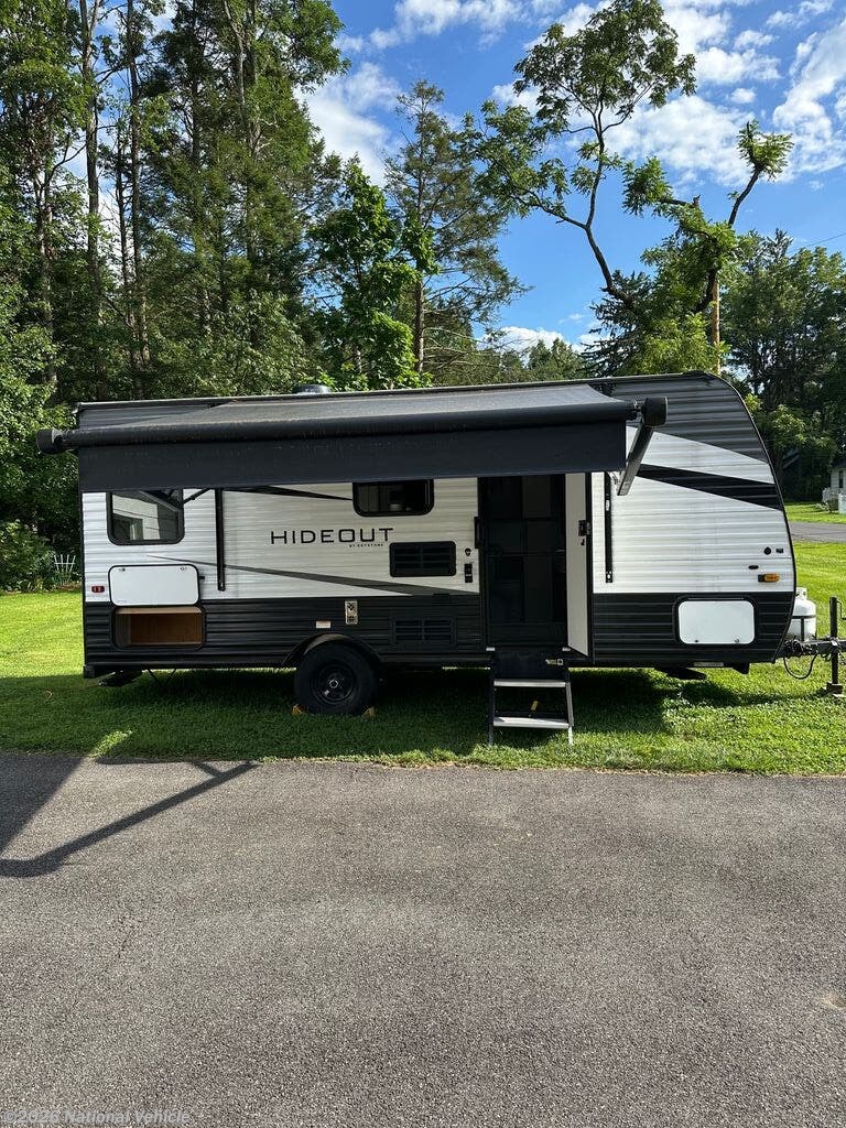 Used 2021 Keystone Hideout 177RD available in Tillson, New York