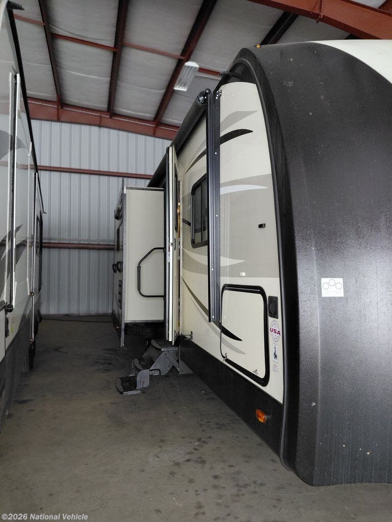 Used 2017 Forest River Vibe 279RBS available in Roseburg, Oregon