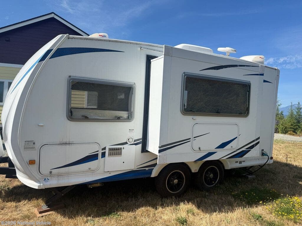 Used 2011 Heartland Edge 18 available in Monroe, Washington