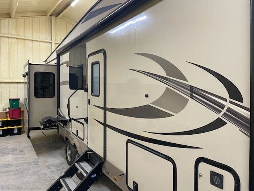 Used 2018 Forest River Rockwood Signature Ultra Lite 8298WS available in Brock, Texas