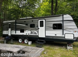 Used 2016 Jayco Jay Flight 28BHBE available in Claremont, New Hampshire