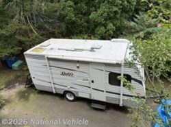 Used 2013 Jayco Jay Flight Swift SLX 184BH available in Haverhill, Massachusetts