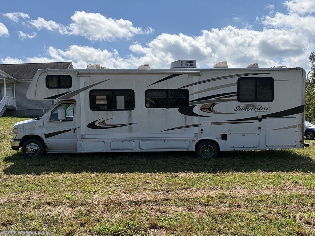 Used 2014  Forest River Sunseeker 3100SS by Forest River from National Vehicle in Danville, PA