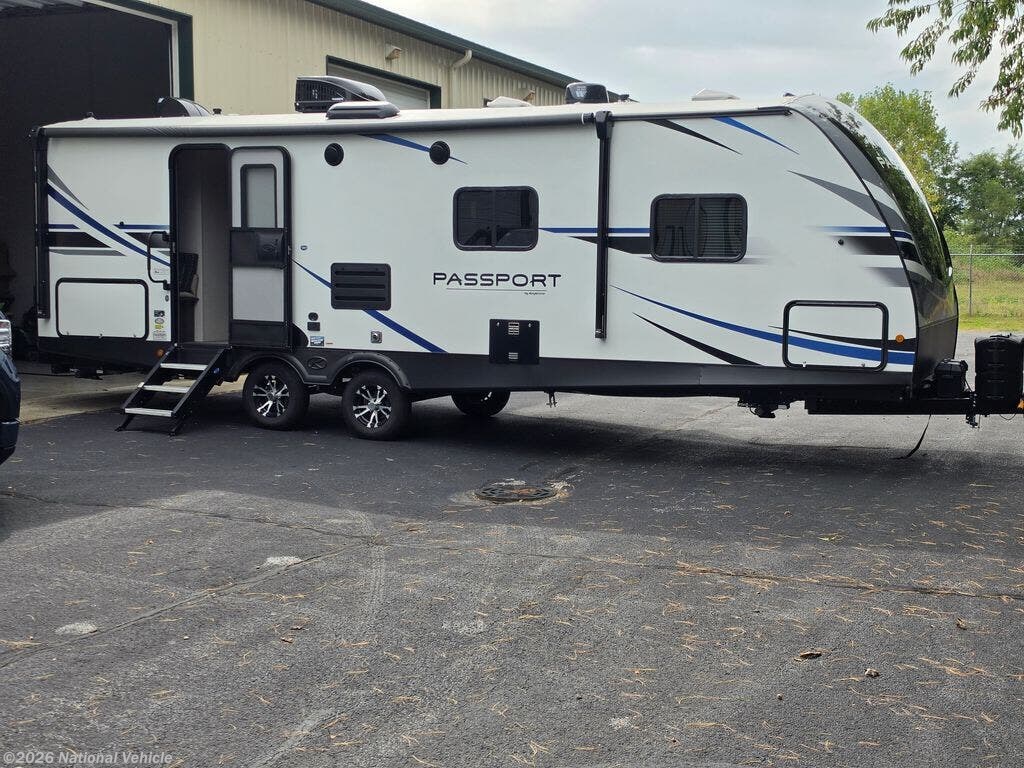 Used 2021  Keystone Passport GT 2710RB by Keystone from National Vehicle in Goshen, IN