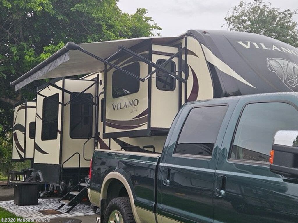 Used 2017  Vanleigh Vilano 375FL by Vanleigh from National Vehicle in Rocklin, CA