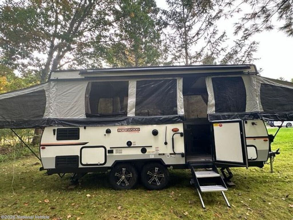 Used 2021  Forest River Rockwood High Wall 296HW by Forest River from National Vehicle in Weston, MA