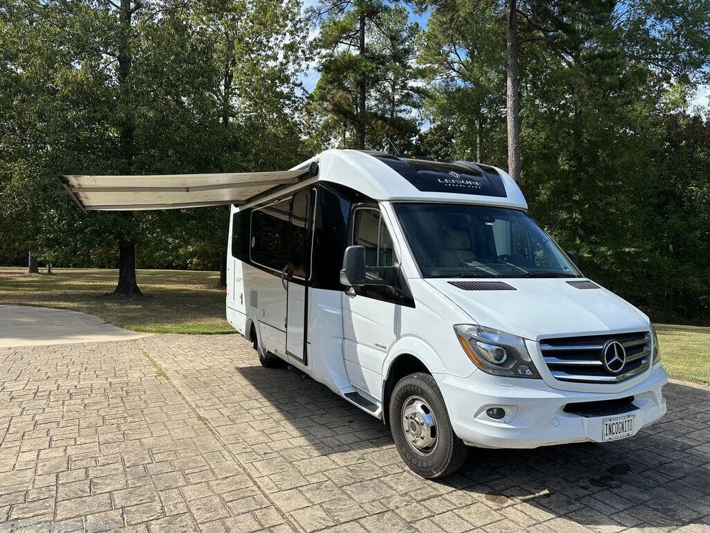Used 2019  Leisure Travel Unity U24MB by Leisure Travel from National Vehicle in Texarkana, AR