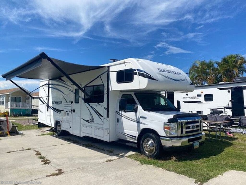 Used 2018  Forest River Sunseeker 3050S by Forest River from National Vehicle in Fort Myers Beach, FL