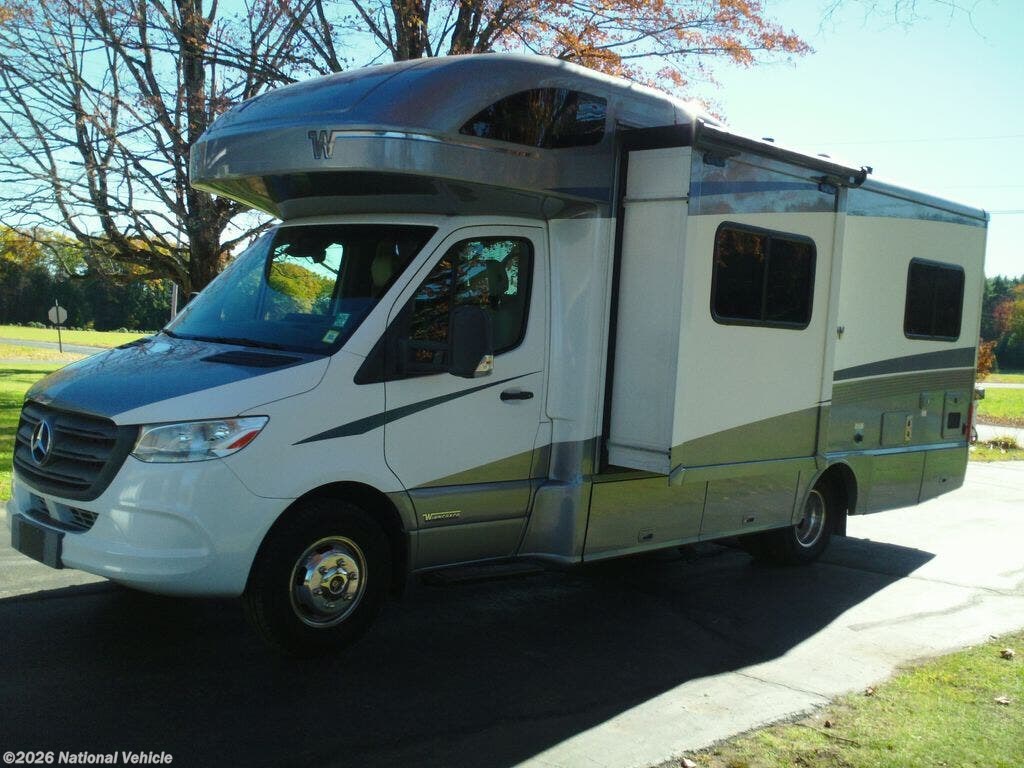 Used 2020  Winnebago View 24V by Winnebago from National Vehicle in Bernardston, MA