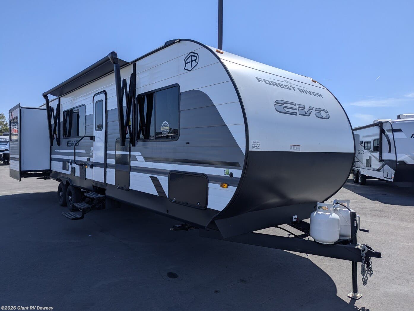 New 2025 Forest River EVO East 31BH available in Downey, California