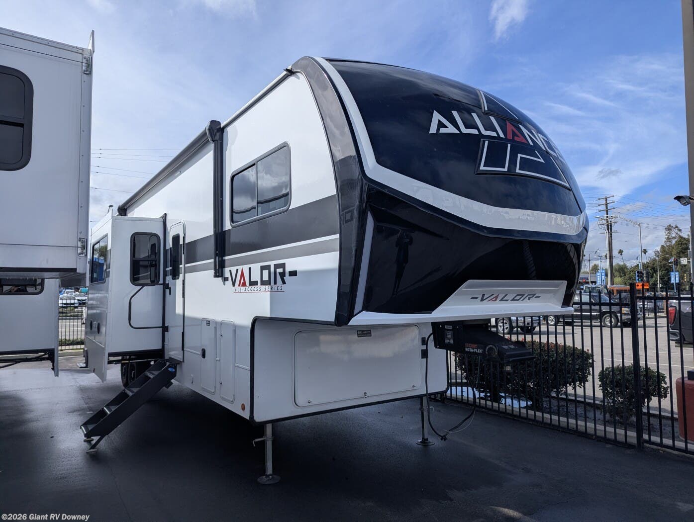New 2026 Alliance RV Valor 35A14 available in Downey, California