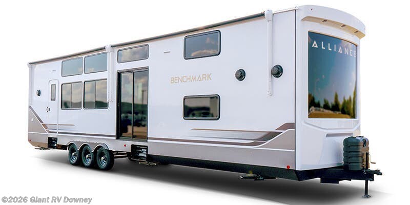 New 2026 Alliance RV Benchmark 44LFT available in Downey, California
