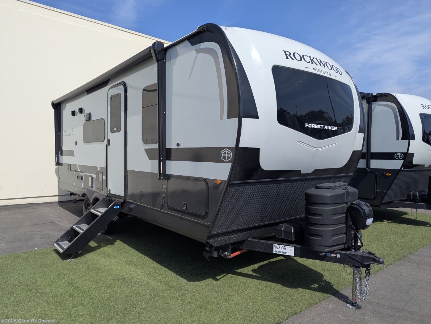 New 2026 Forest River Rockwood Mini Lite 2520BH available in Downey, California