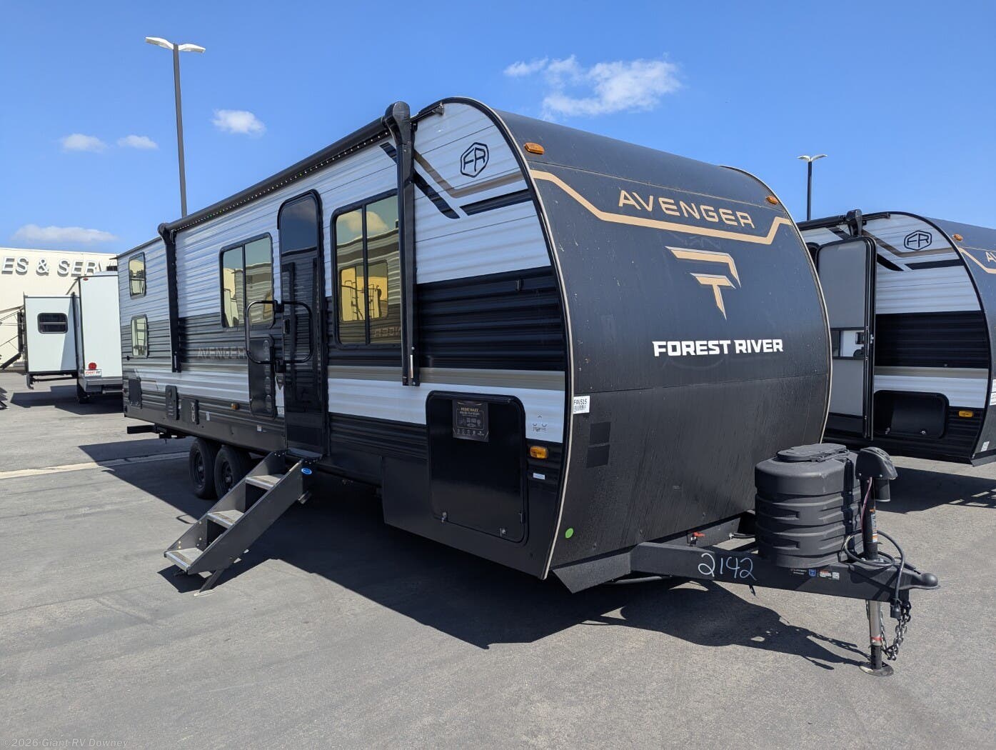 New 2026 Prime Time Avenger 26DBS available in Downey, California