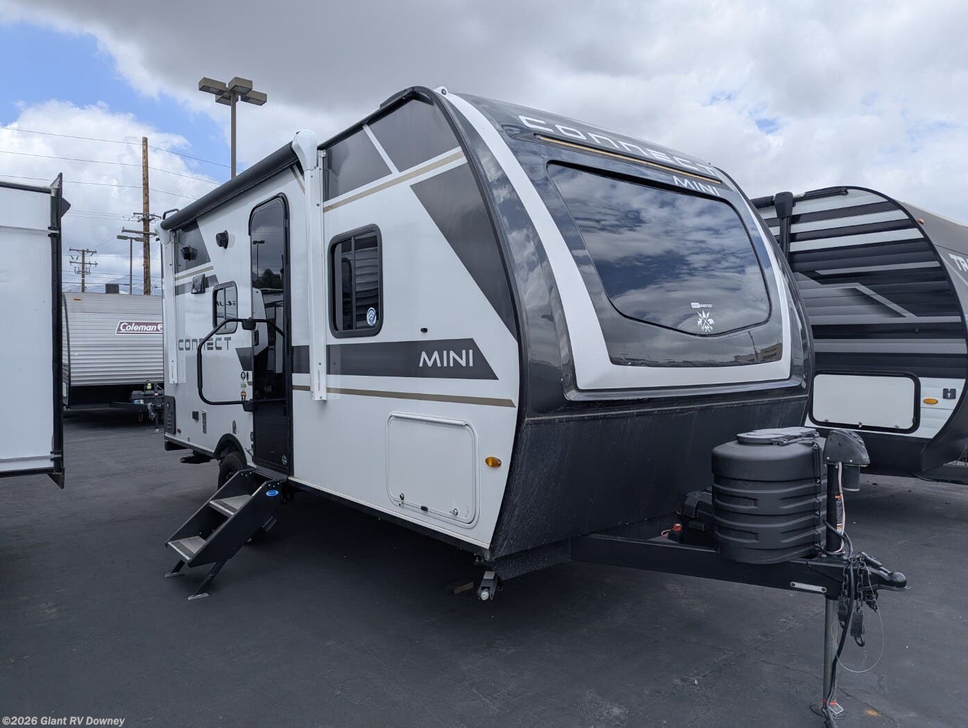 Used 2026 K-Z Connect Mini CM181RB available in Downey, California