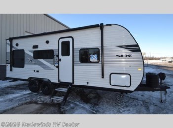 New 2026 Jayco Jay Flight SLX 210QB available in Clio, Michigan