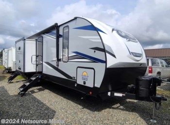 New 2022 Forest River Cherokee Alpha Wolf 33BH-L available in Puyallup, Washington