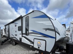 New 2022 Forest River Cherokee Alpha Wolf 26RB-L available in Puyallup, Washington