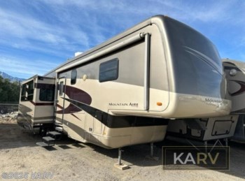 Used 2005 Newmar Mountain Aire M-36BSKS available in Desert Hot Springs, California