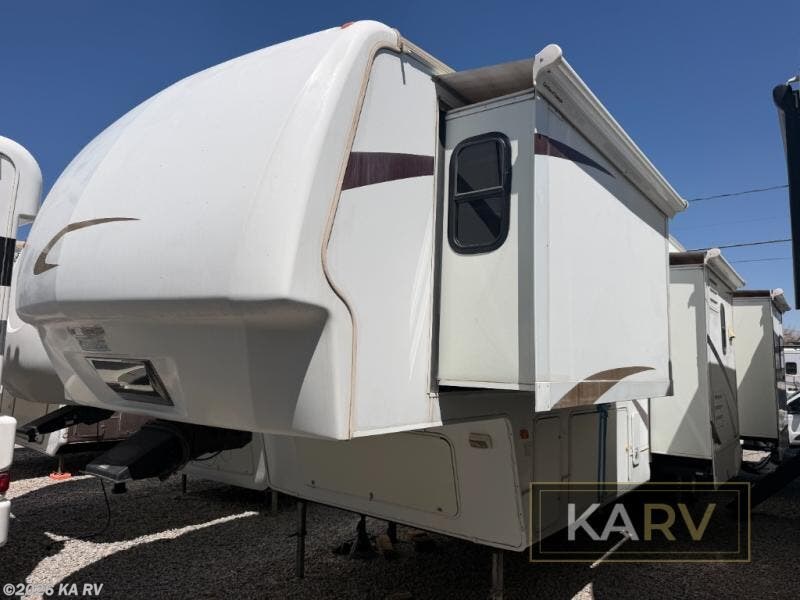 Used 2007 Keystone Montana 3400 RL available in Desert Hot Springs, California