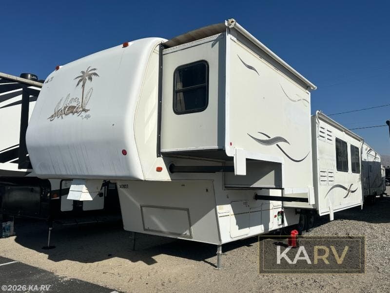 Used 2003 Alfa Gold See Ya!  35RLTK available in Desert Hot Springs, California